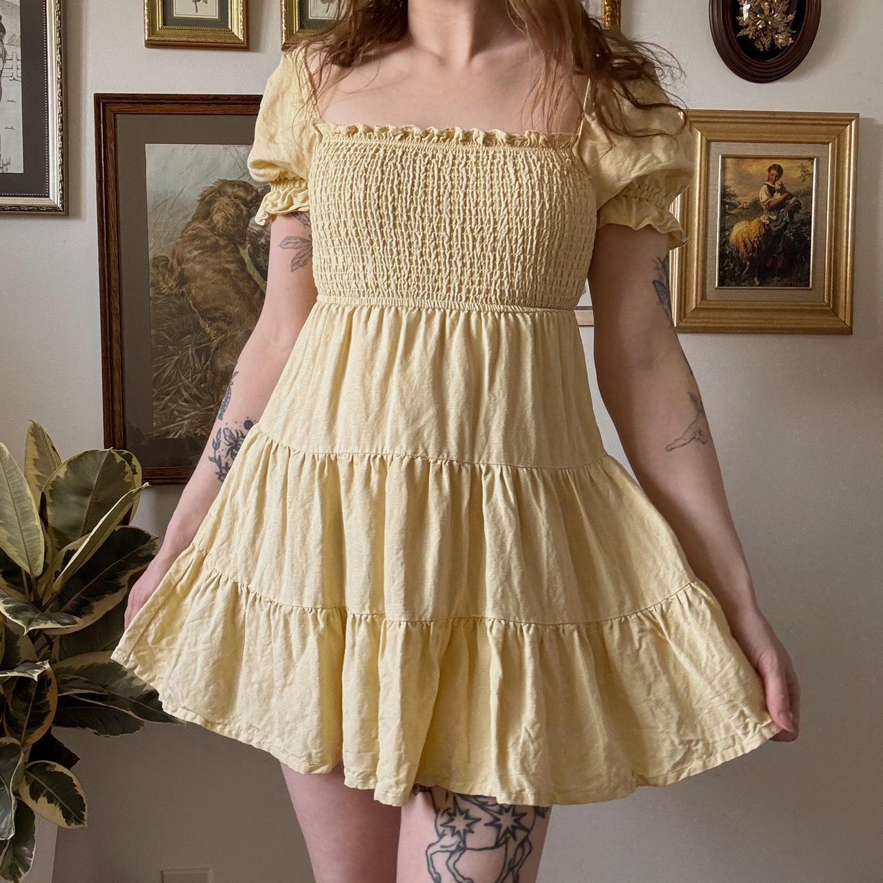 Butter yellow mini dress (XS)