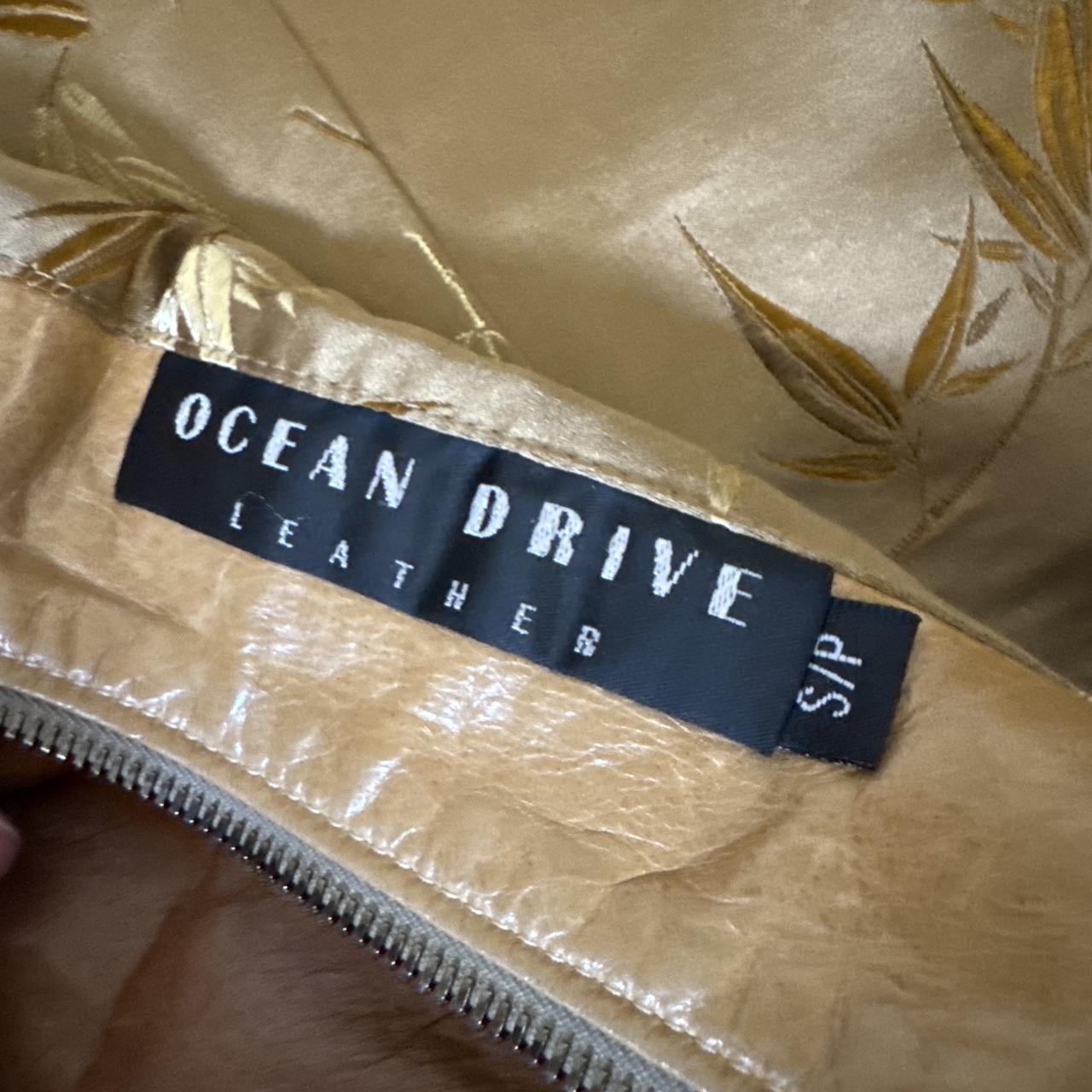 Y2K golden brown leather jacket (XS)