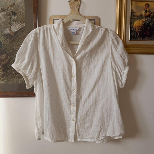White cottage button up (XS)