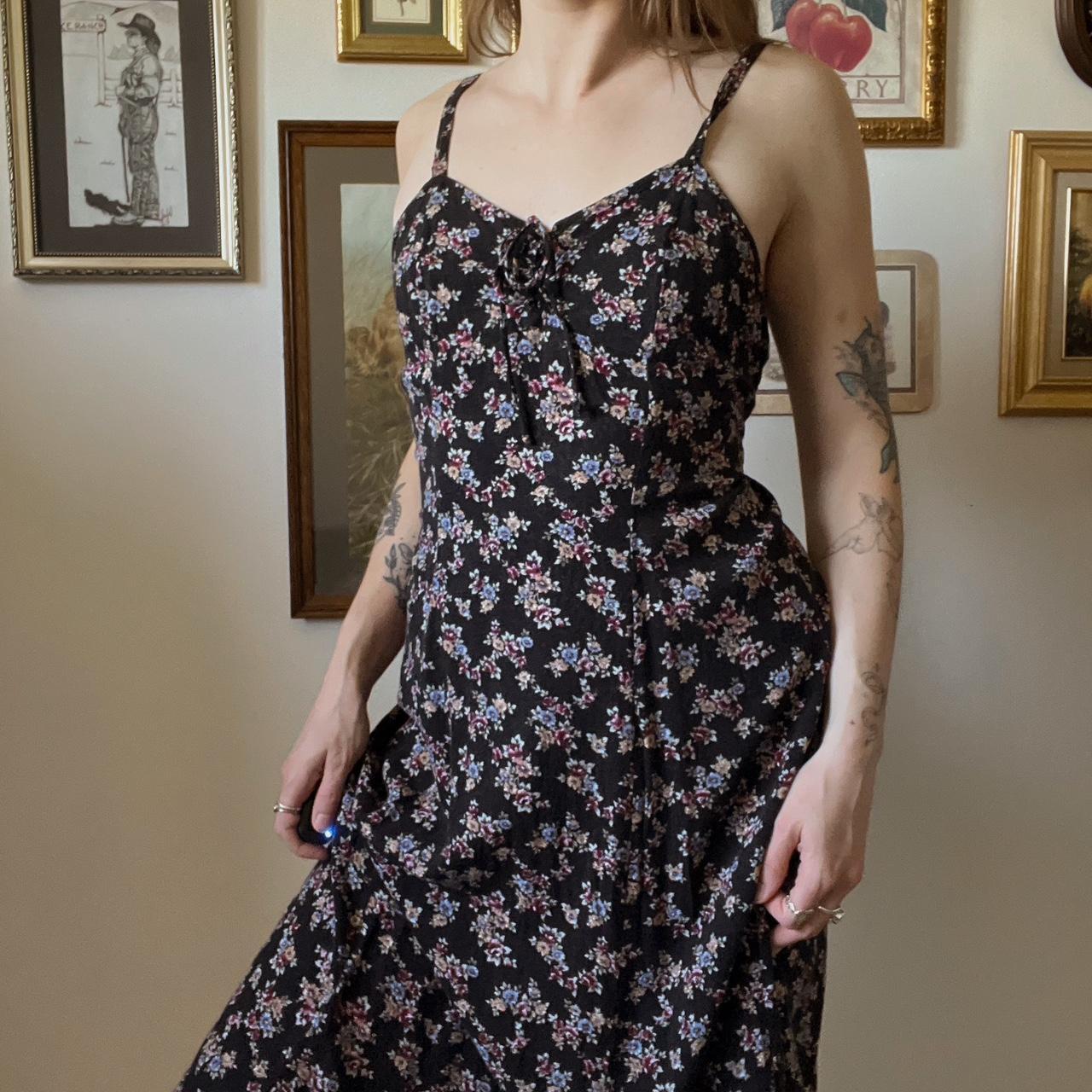 90's floral maxi dress (M)