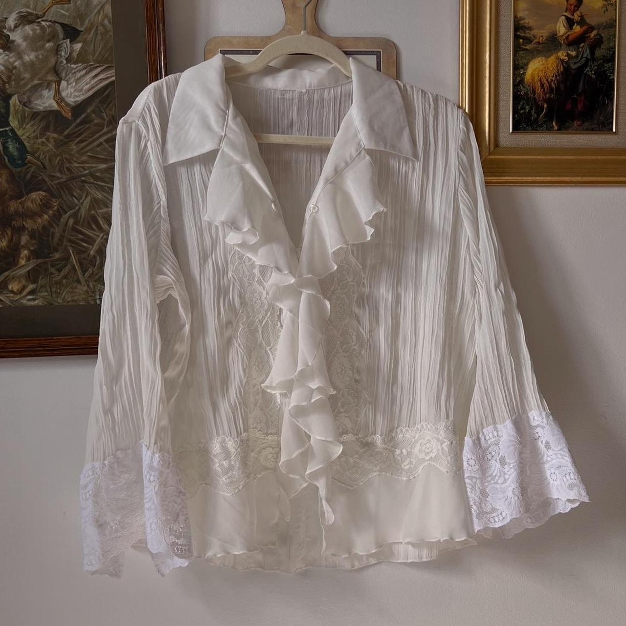 White lace ruffle blouse (M)