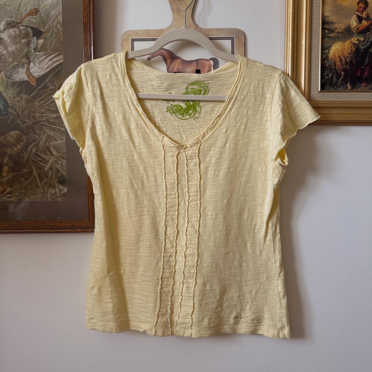 Butter yellow baby tee (L)