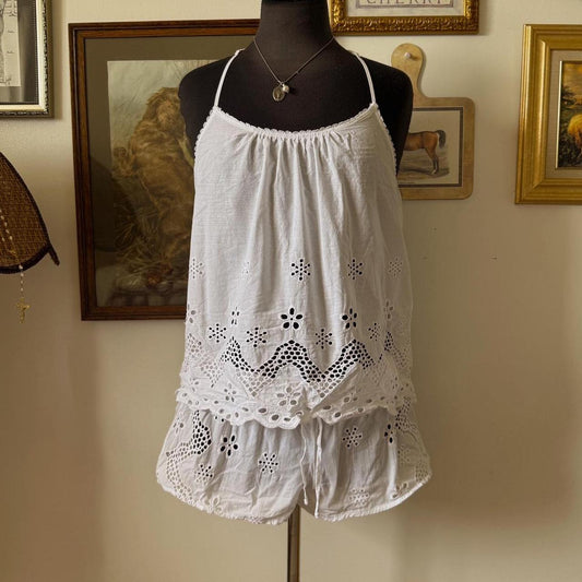 White cotton eyelet tank & shorts set (L)