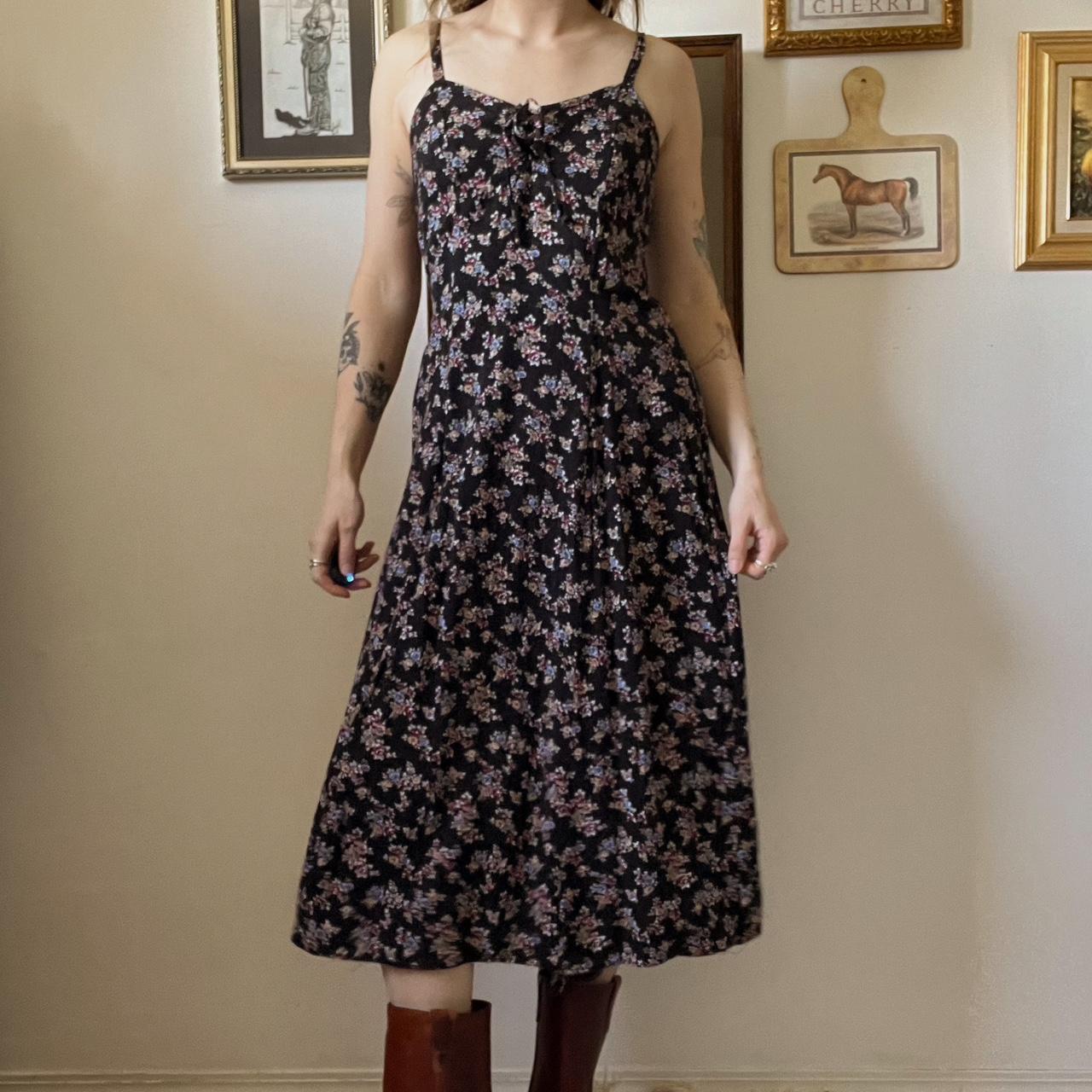 90's floral maxi dress (M)