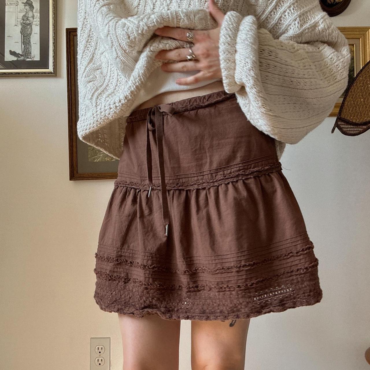 Brown lace mini skirt (S)