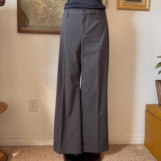 Grey pinstripe trousers (L)