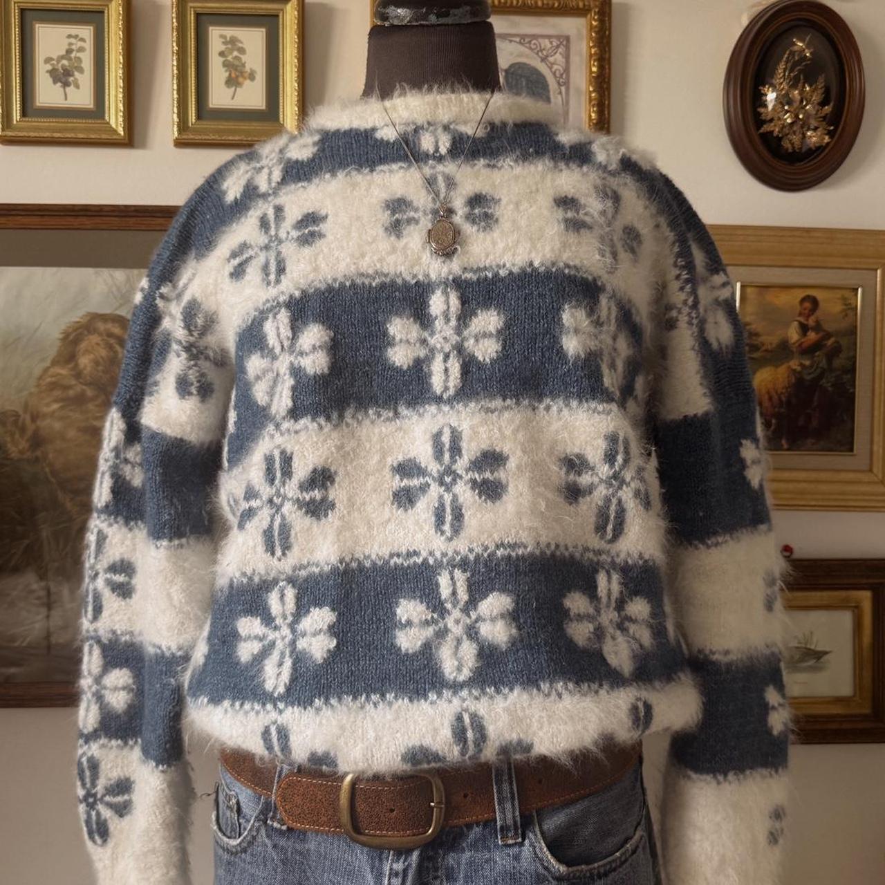 Angora knit flower sweater (S/M)