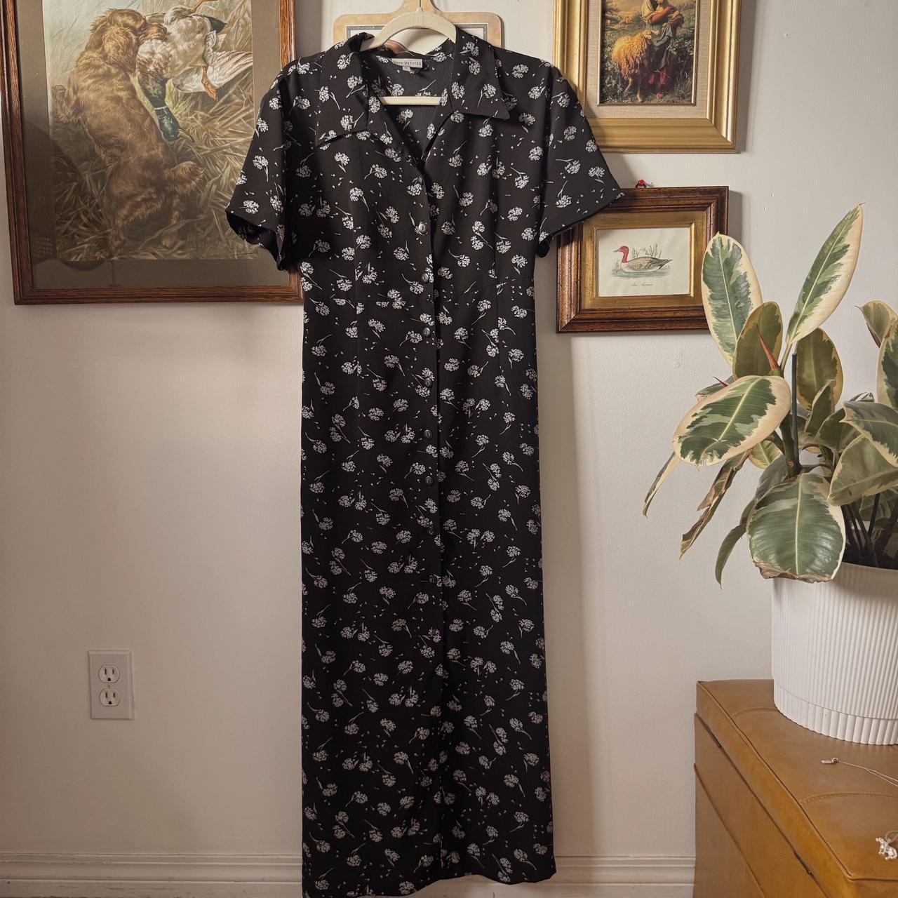 Black floral cottage maxi dress (L)