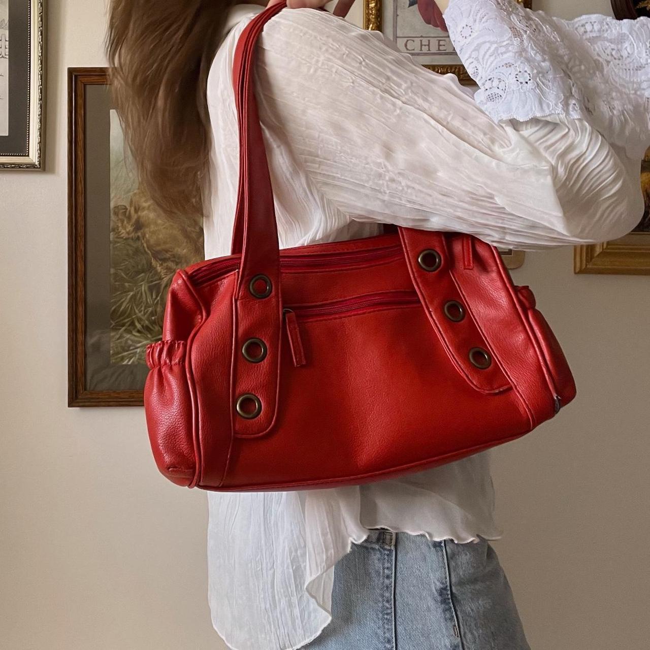 Vintage red shoulder bag