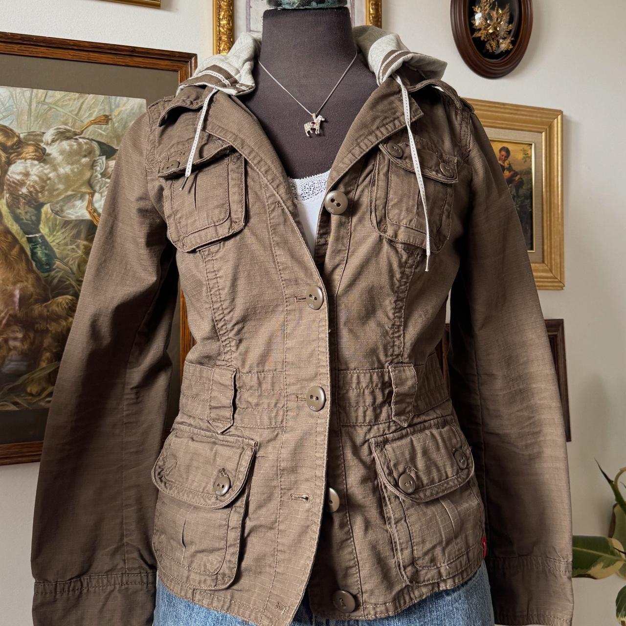 Earthy brown y2k cargo jacket (M)