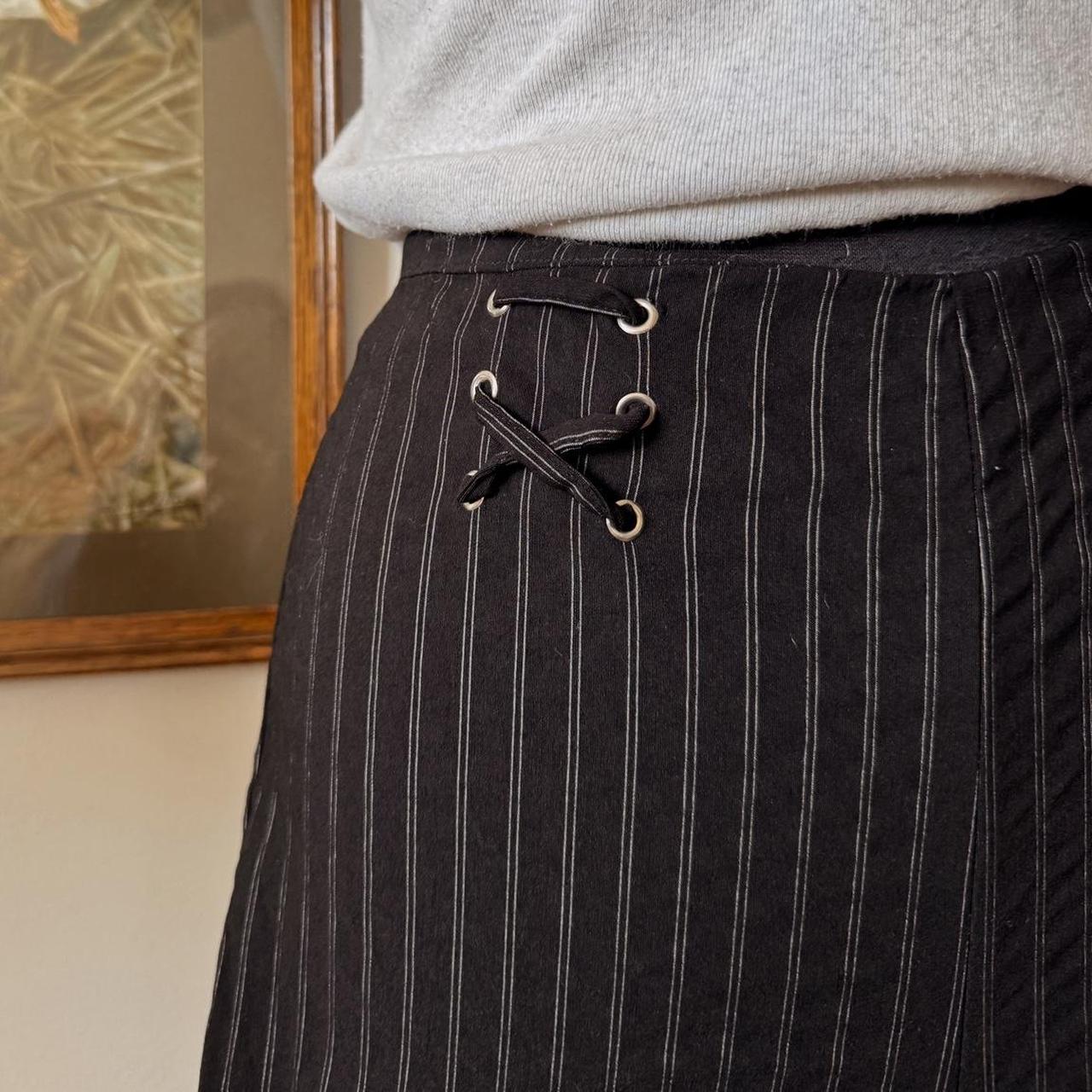Y2K pinstripe trousers (S)