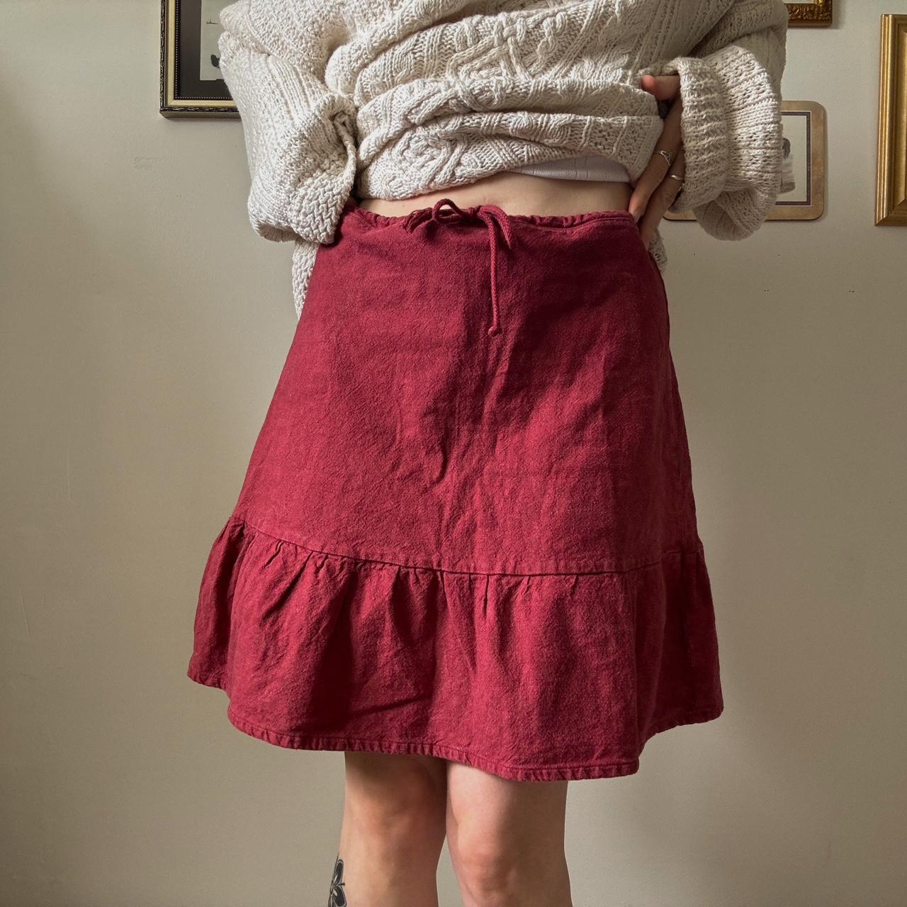 Cherry red ruffle skirt (S)