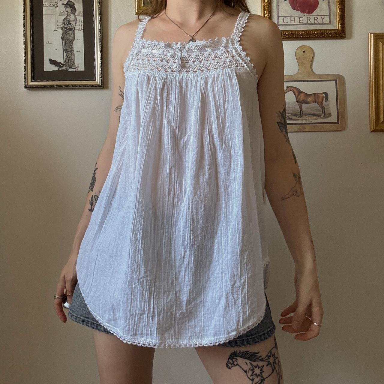 White lace tunic tank (S/M)