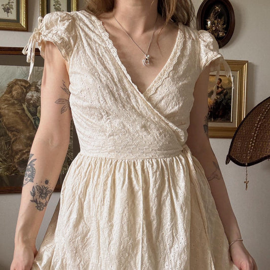 Cream eyelet wrap dress (M)