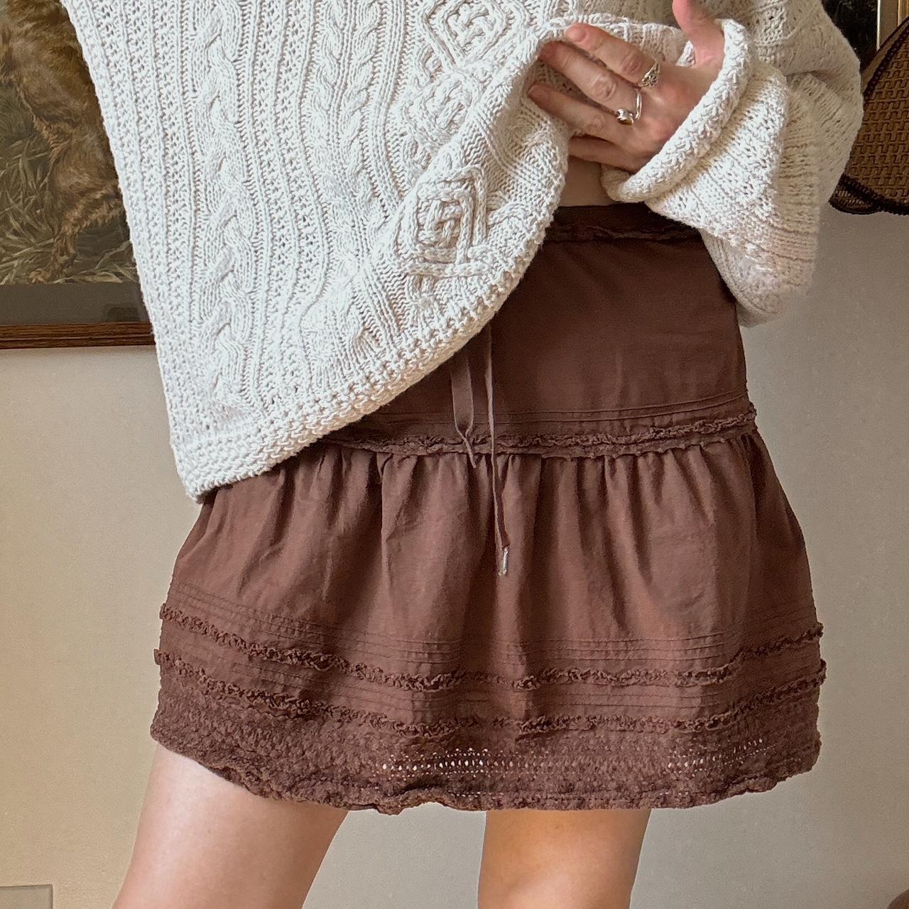 Brown lace mini skirt (S)