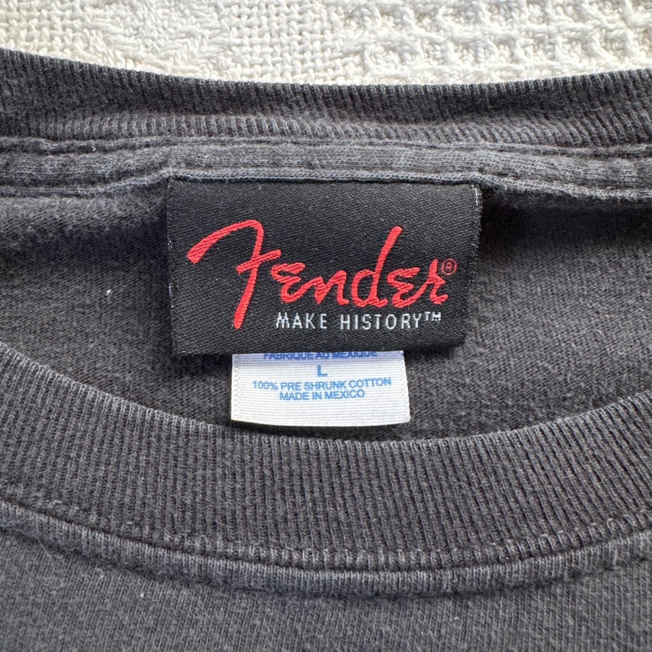 Oversized slouchy 90s fender tee (L)