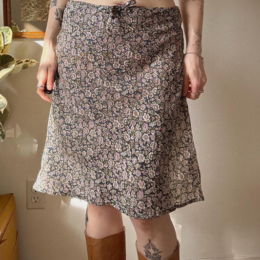 Lavender floral midi skirt (L)
