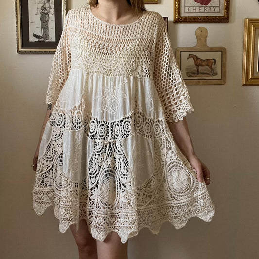 Cream crochet mini dress (XL)