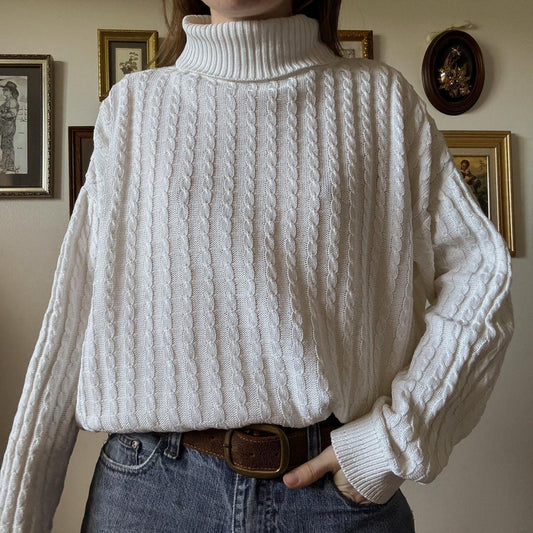 Slouchy cable knit sweater (M)