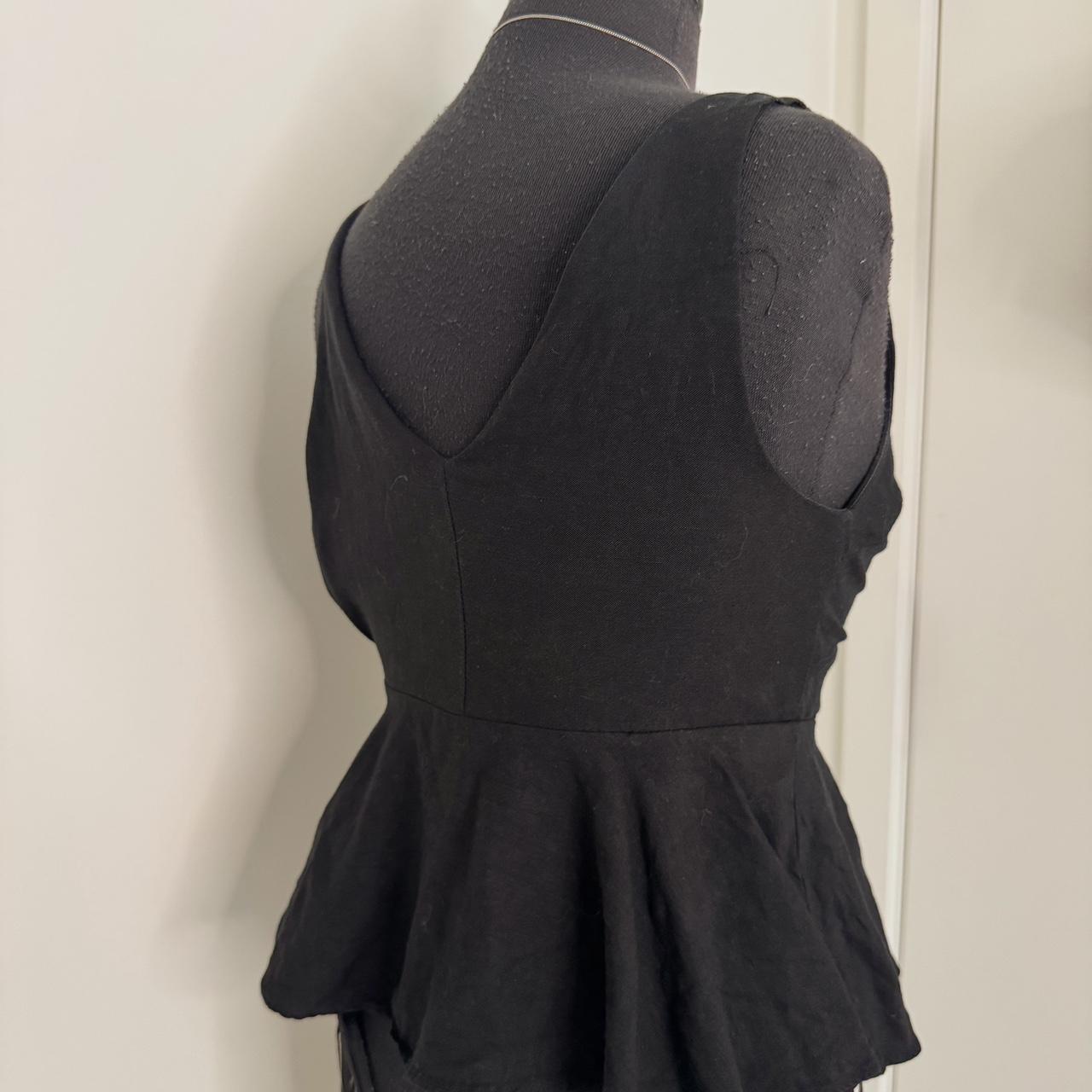 Black linen flowy tank top (XS)