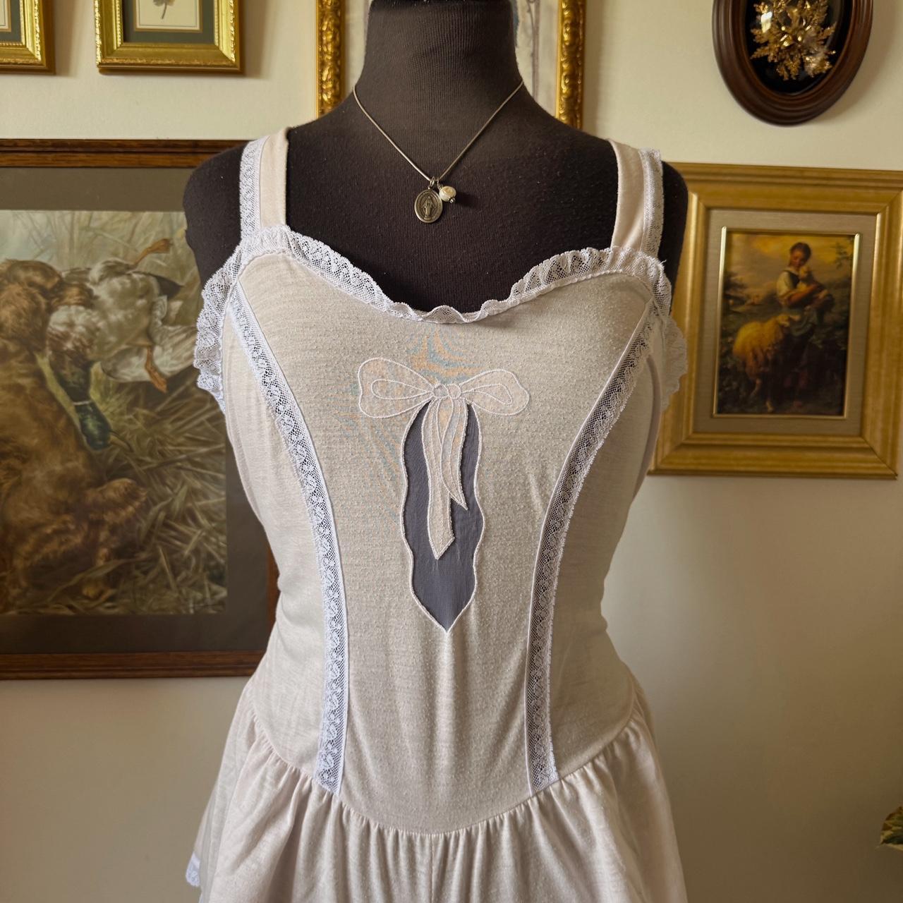 Bow lace vintage romper (M/L)