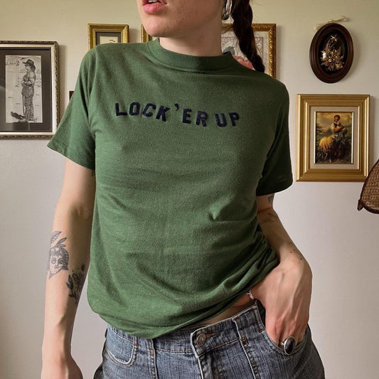 Vintage 1980s spellout tee (S)