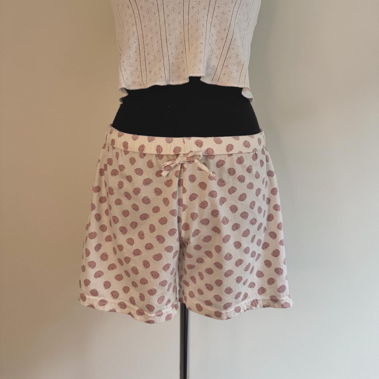 Cozy apple lounge shorts (M)