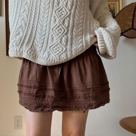 Brown lace mini skirt (S)