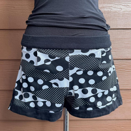 Vintage polka dot party shorts (S)