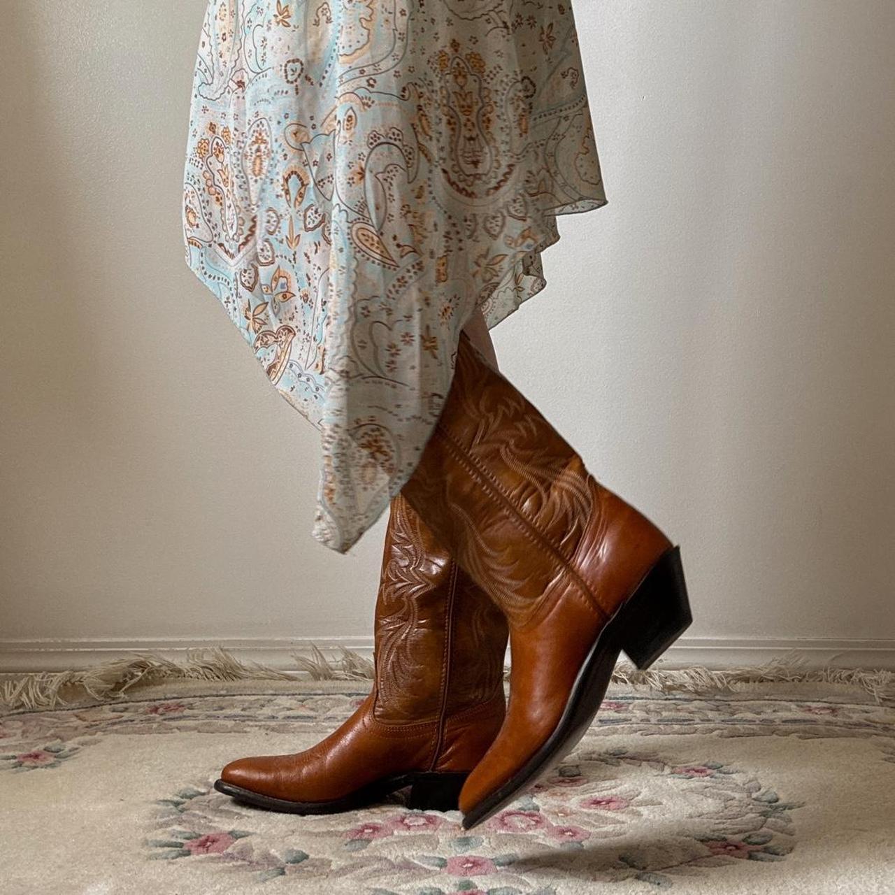 Brown leather cowboy boots (6)