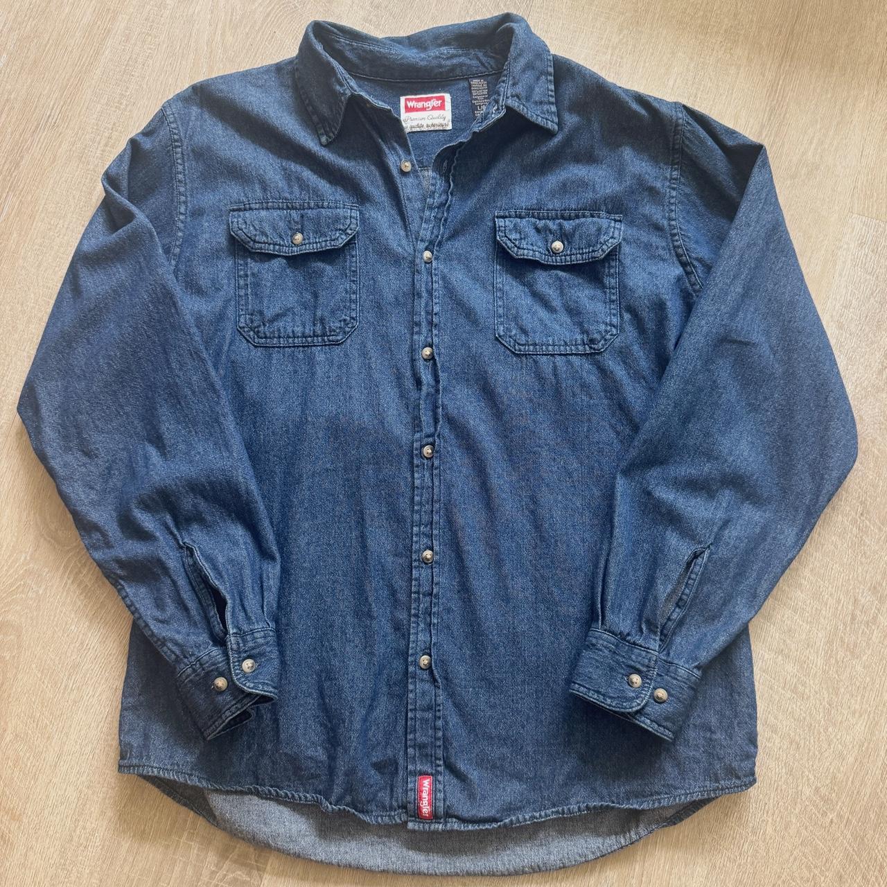 Wrangler blue denim button up shirt (L)