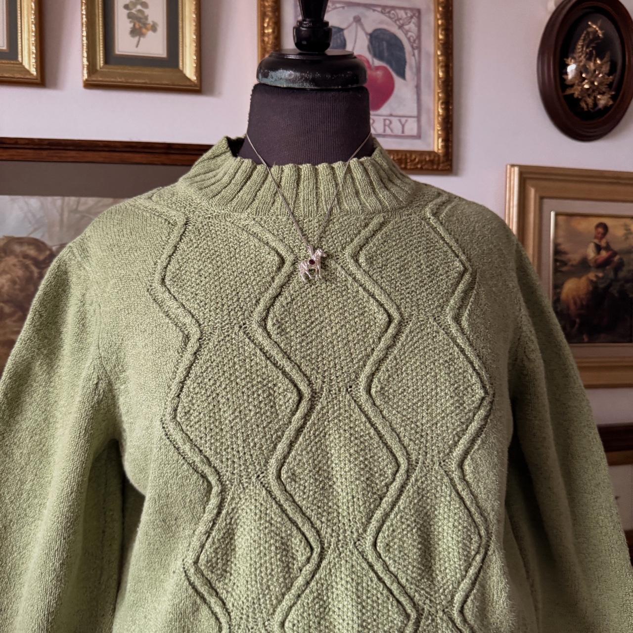 Cozy green mock neck sweater (M)