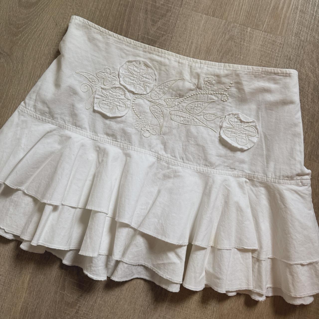 Vintage white ruffle mini skirt (S)