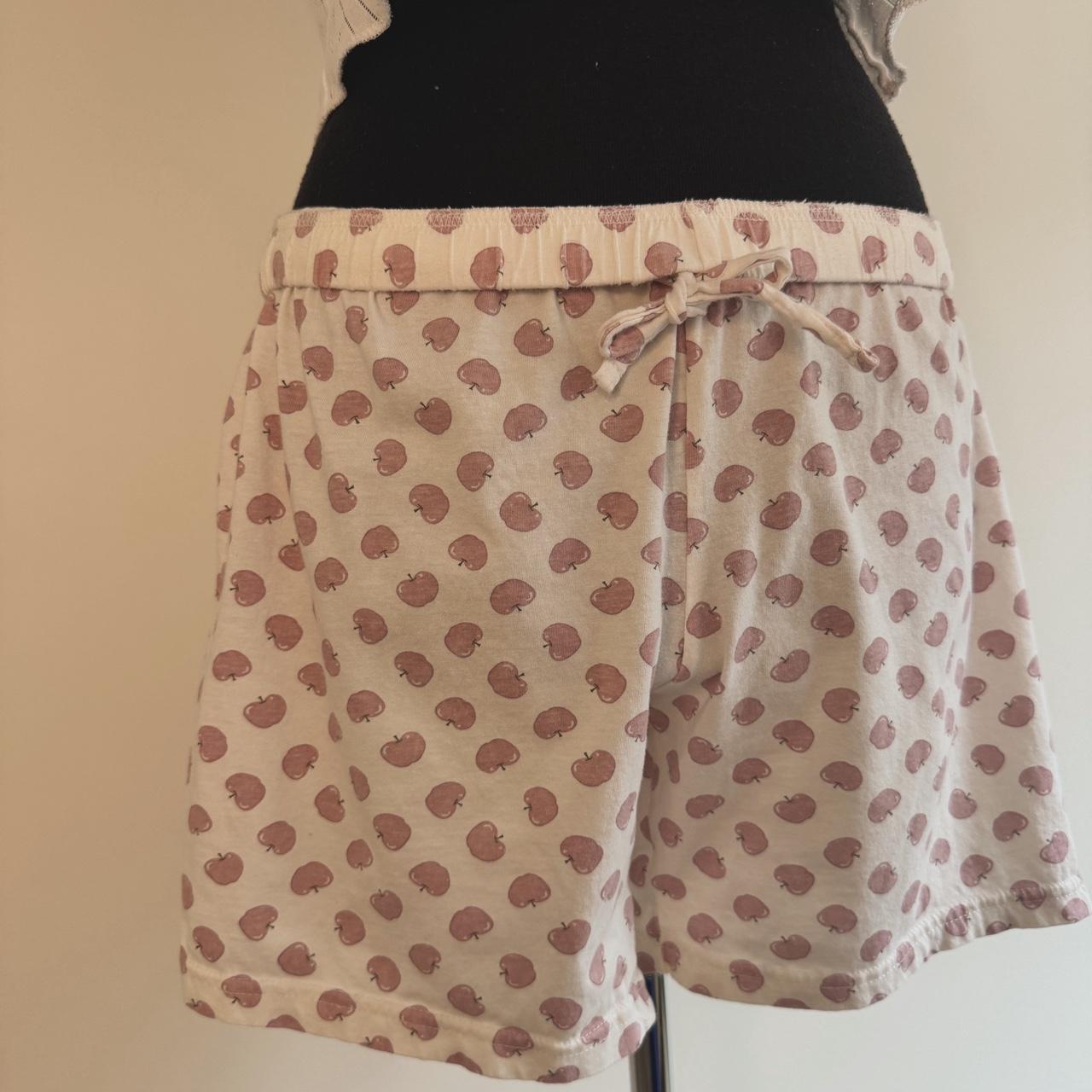 Cozy apple lounge shorts (M)