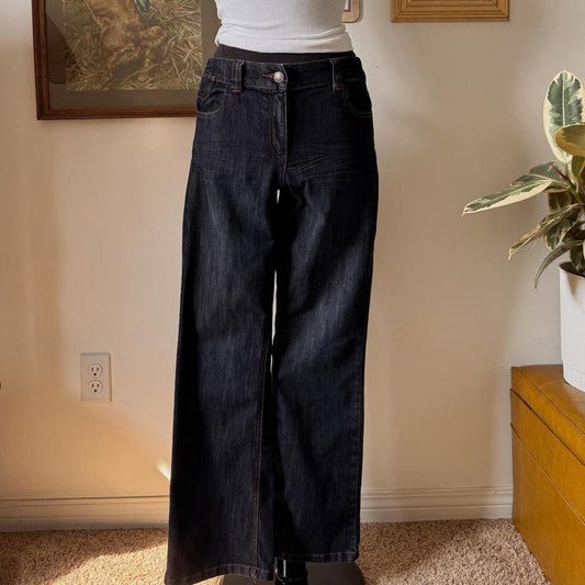 Dark wash boot cut jeans (M)