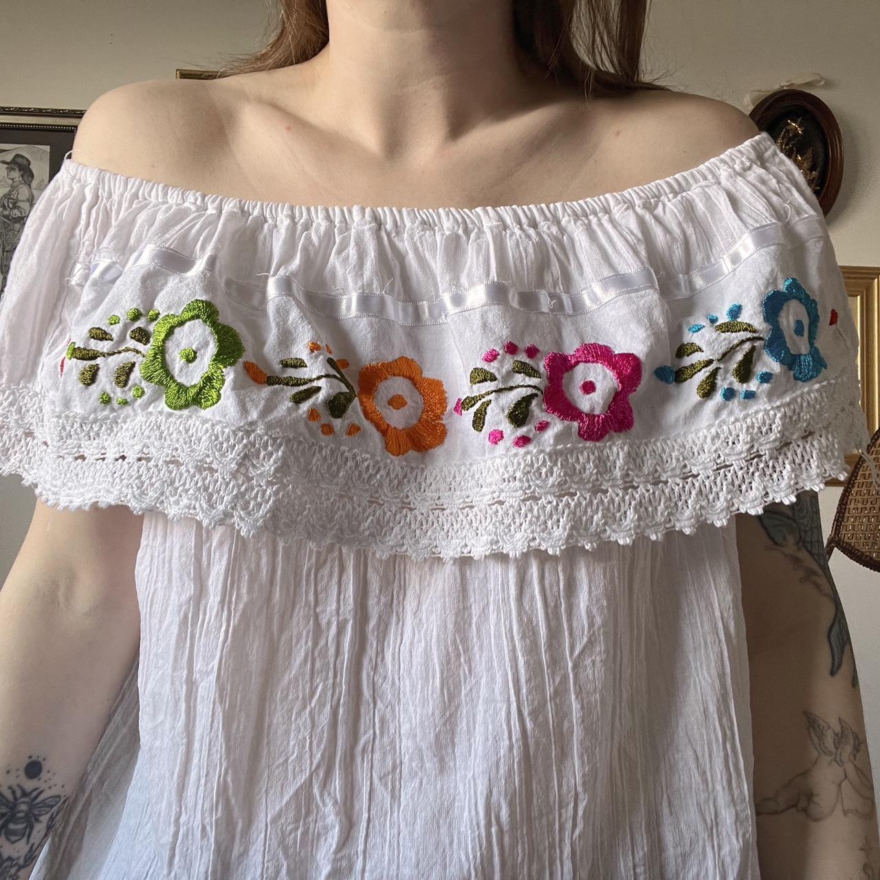 Off the shoulder flower top (M)