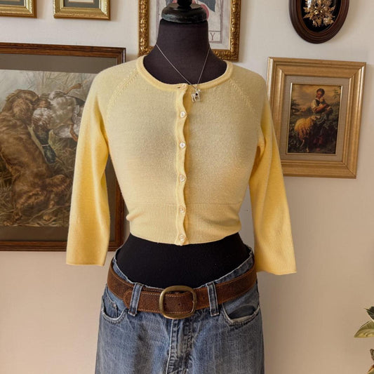 Butter yellow baby button up (XS)