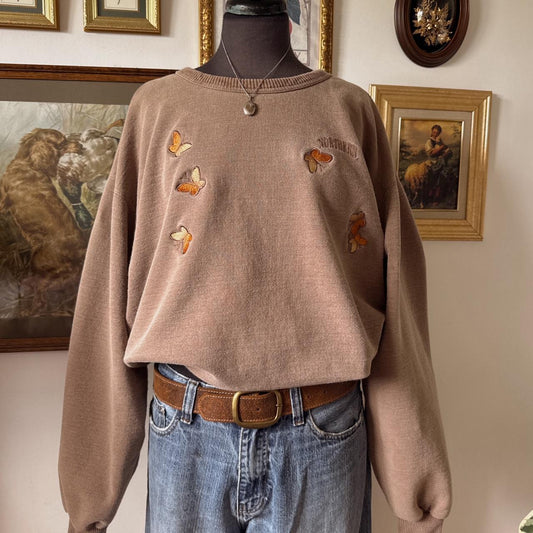 Cozy butterfly sweatshirt (XL)
