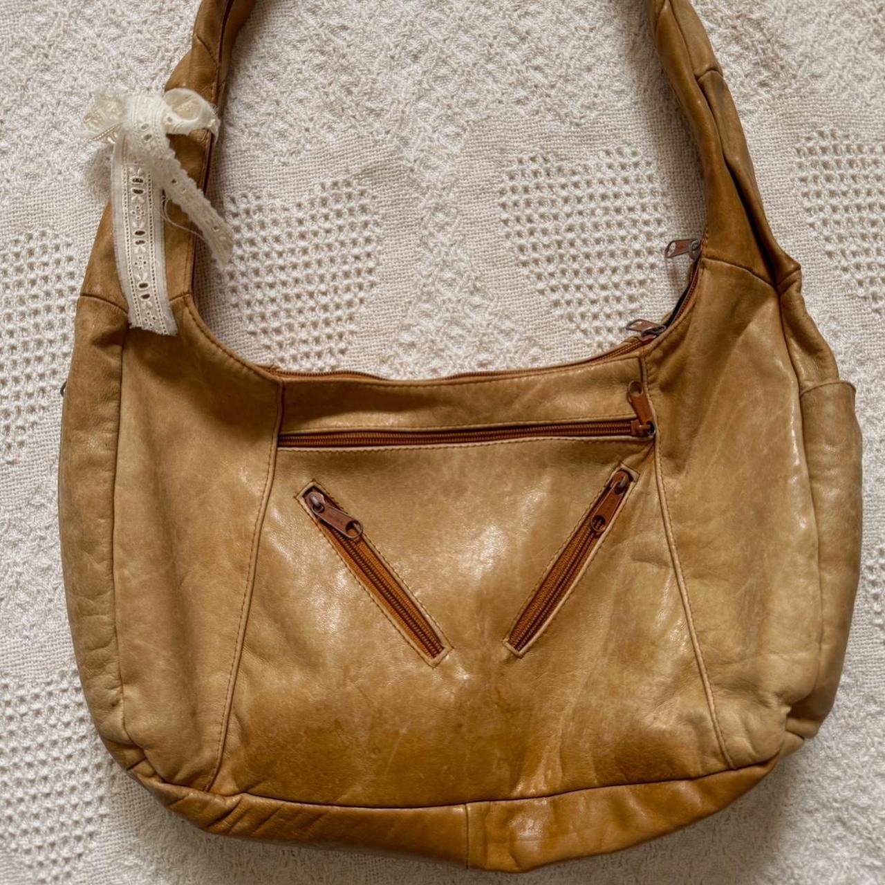 Slouch leather bag