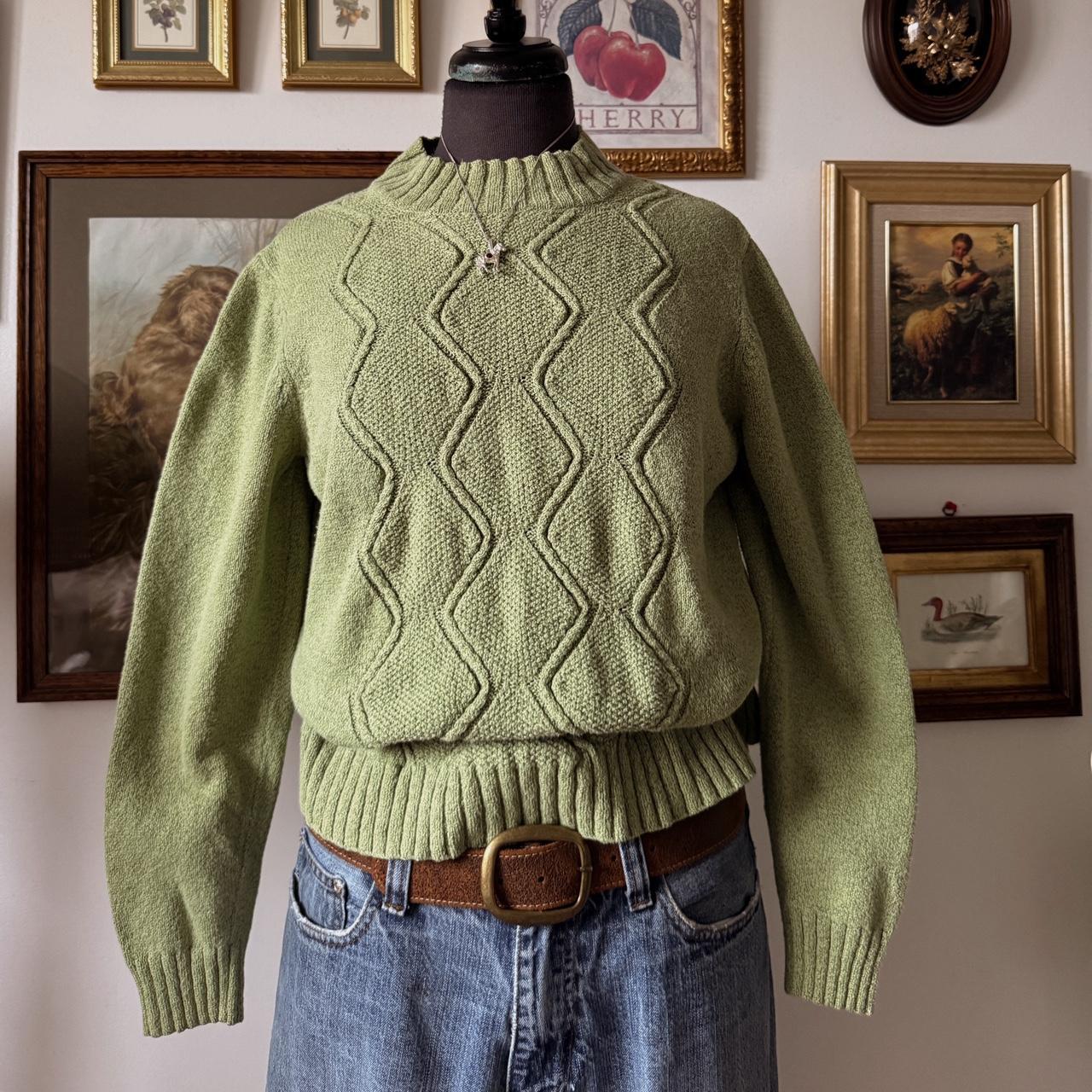 Cozy green mock neck sweater (M)