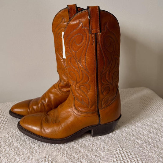 Tan leather cowboy boots (7)