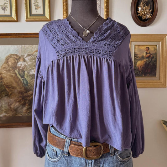 Lilac boho lace blouse (M)