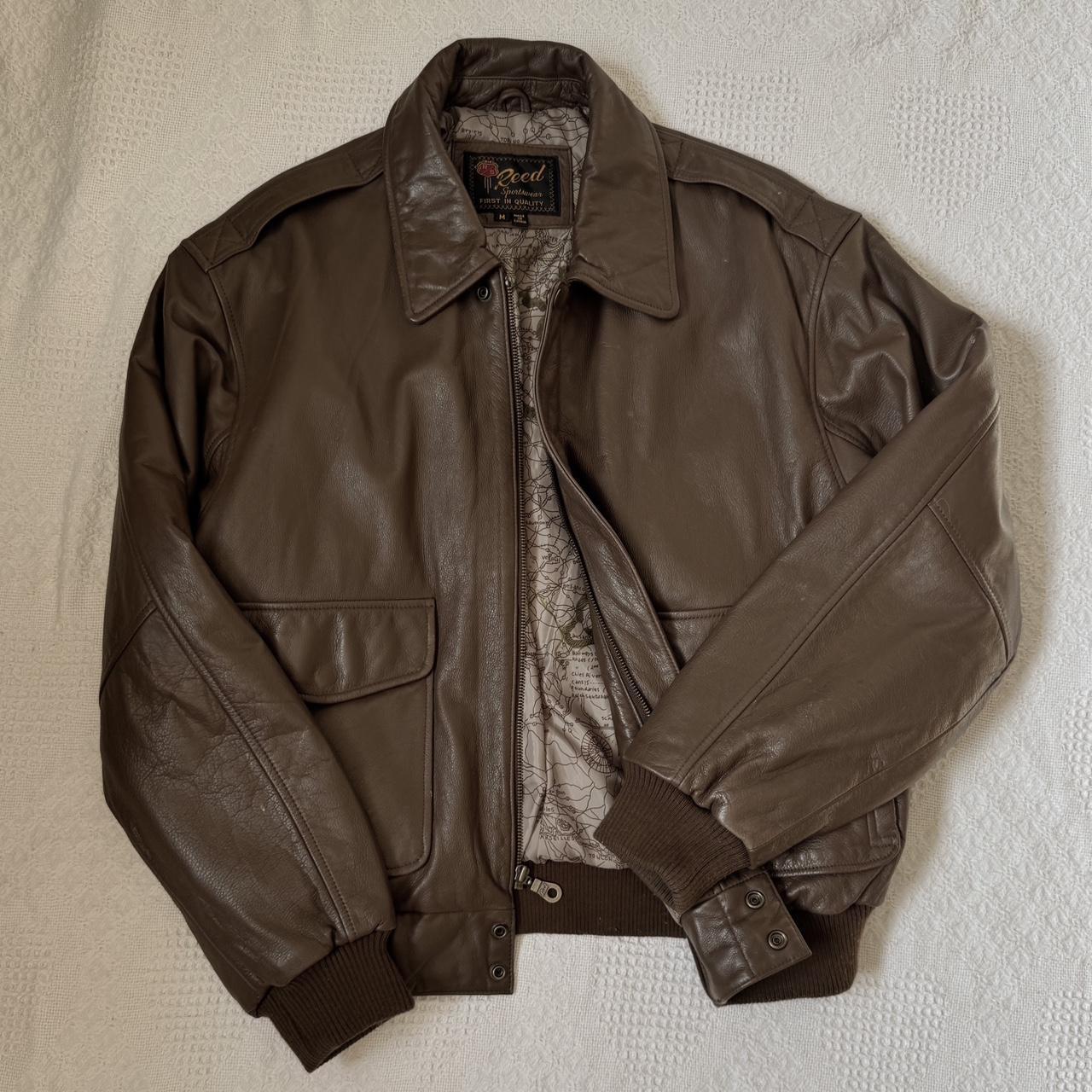 Brown leather bomber jacket (M)