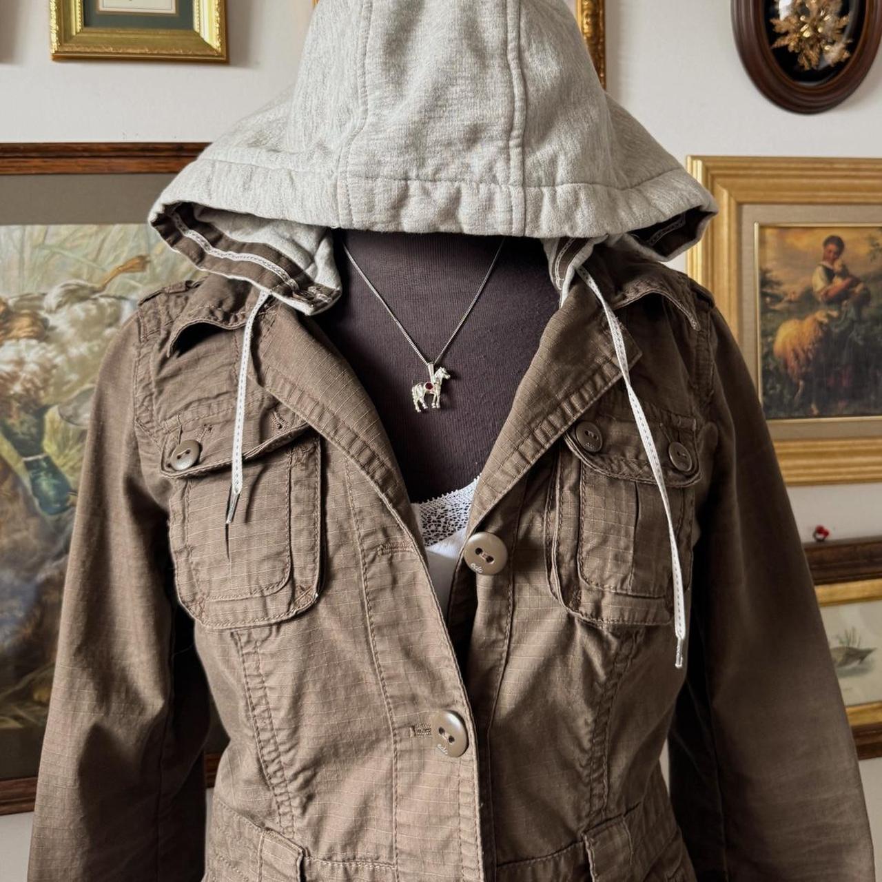 Earthy brown y2k cargo jacket (M)