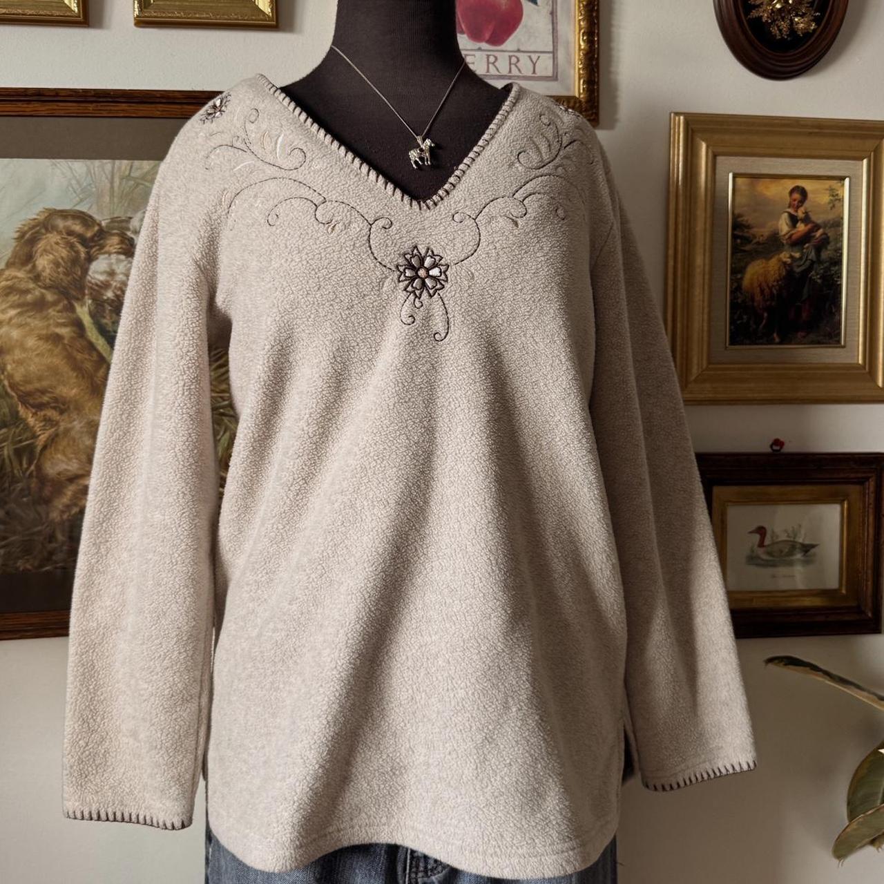 Cream embroidered cottage fleece (S)
