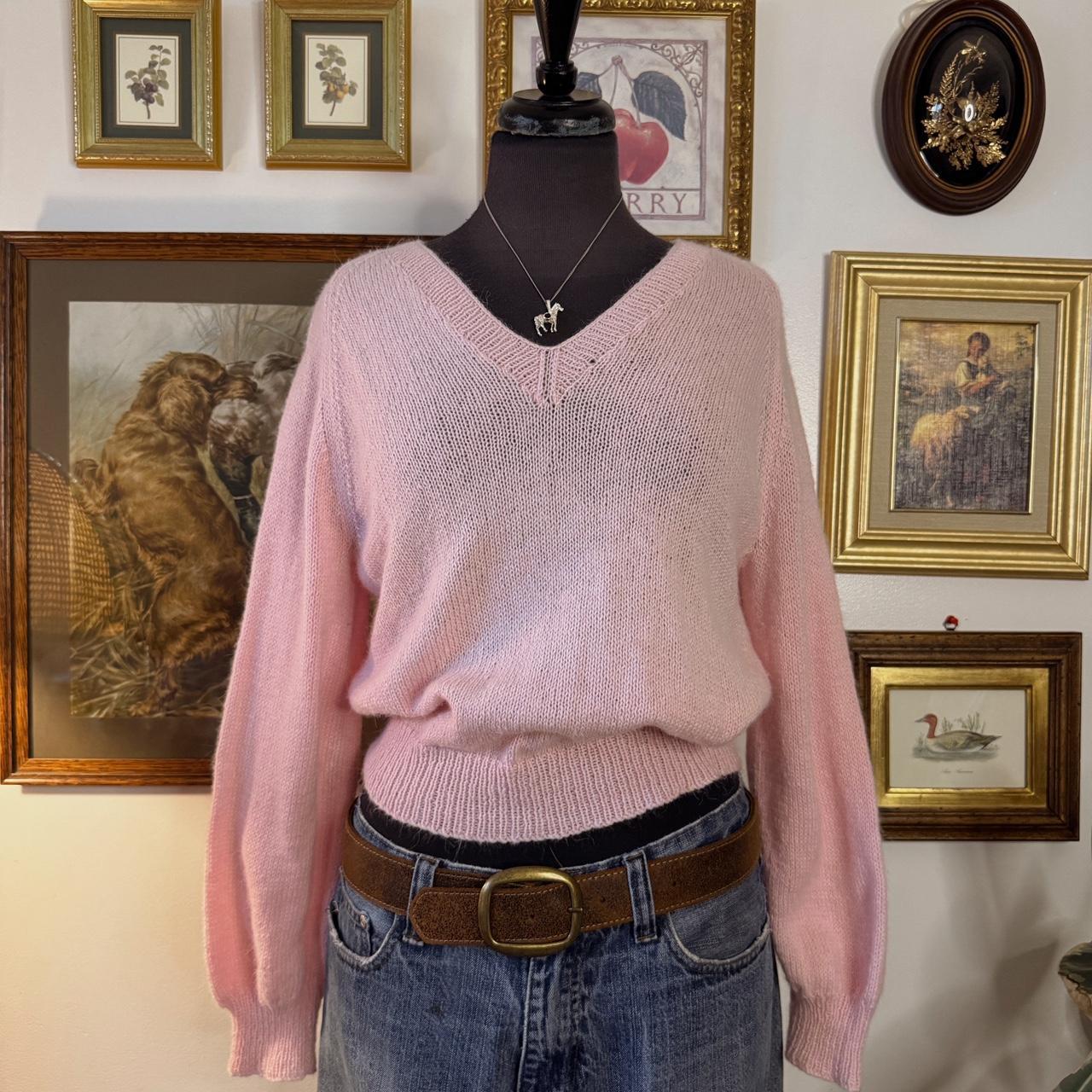 Pink hand knit vintage sweater (S)