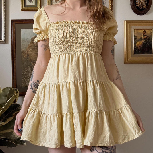 Butter yellow mini dress (XS)
