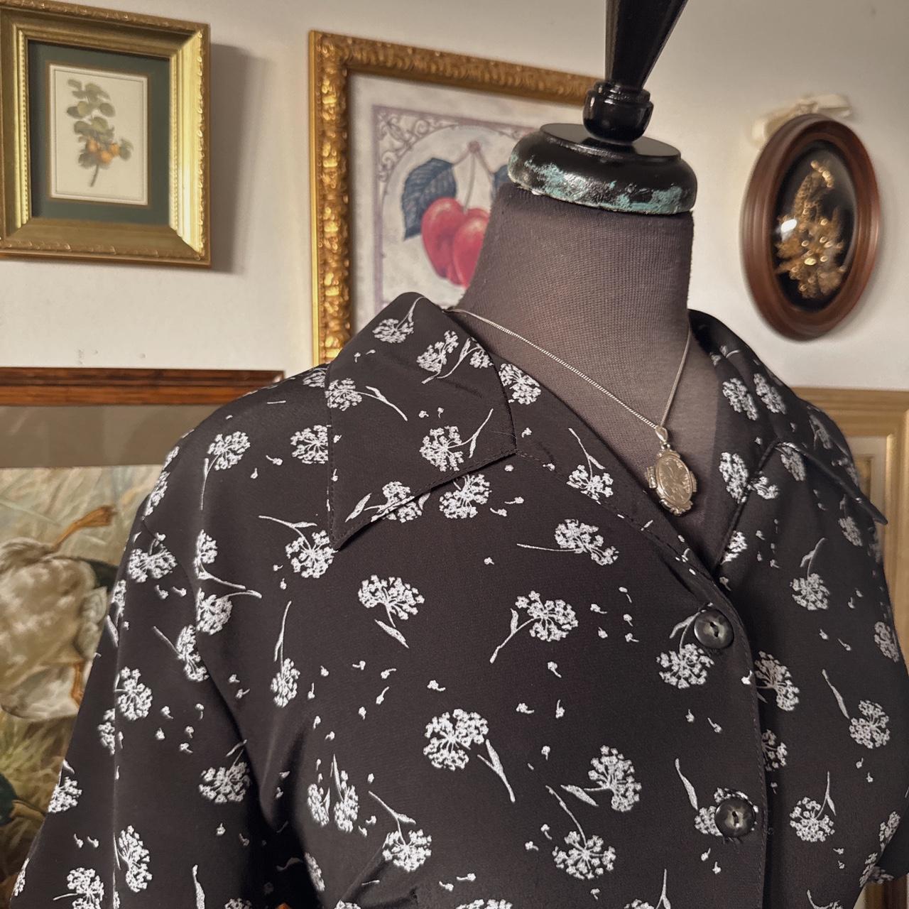 Black floral cottage maxi dress (L)