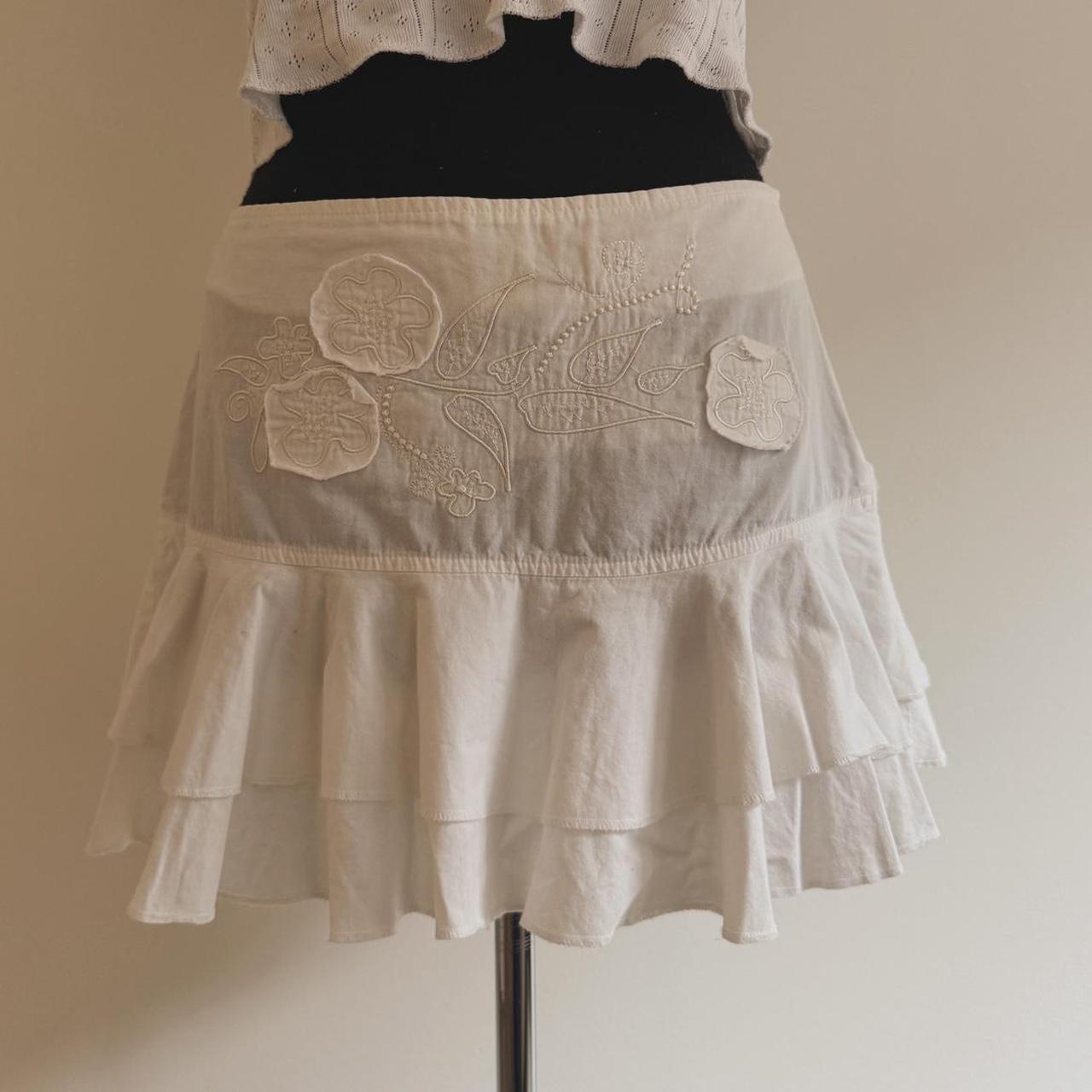 Vintage white ruffle mini skirt (S)