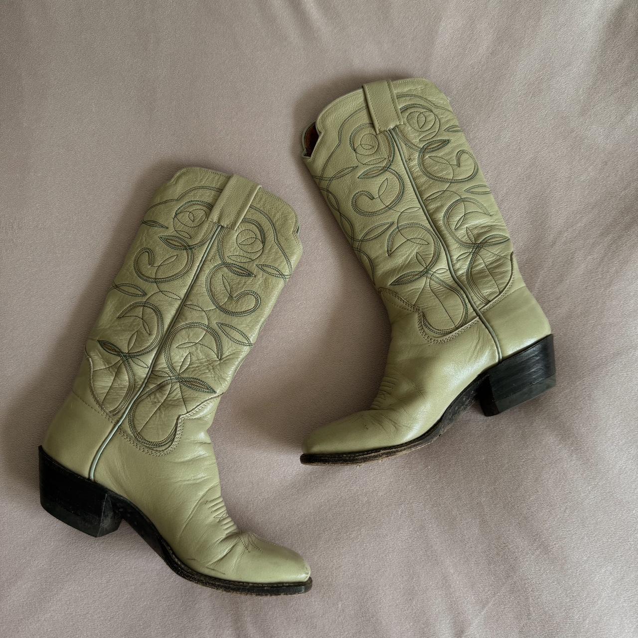 Vintage leather cowgirl boots (35.5)